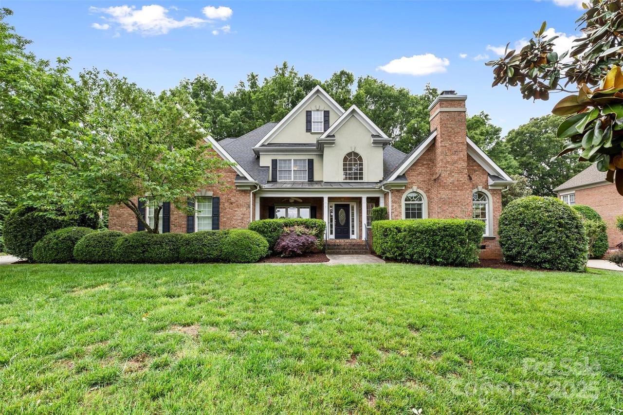 1200 Churchill Downs Dr., Waxhaw, NC 28173