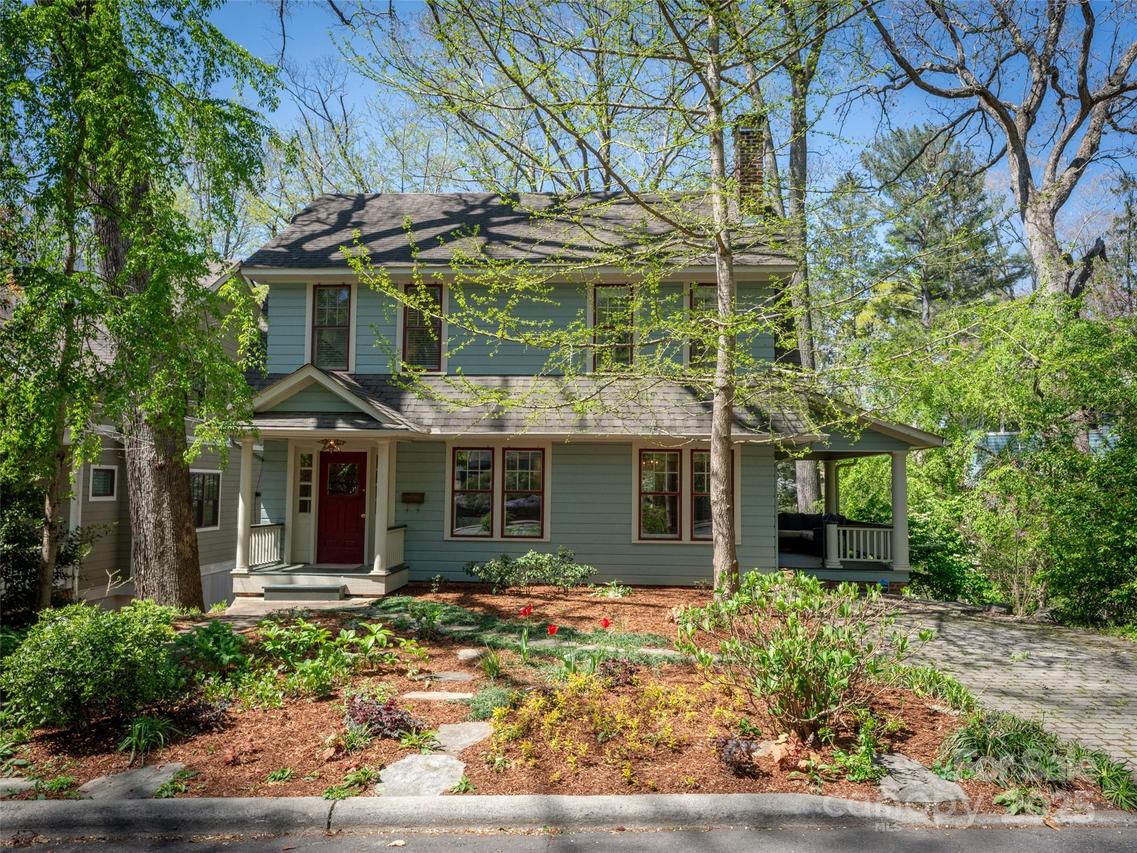 27 Westover Dr., Asheville, NC 28801