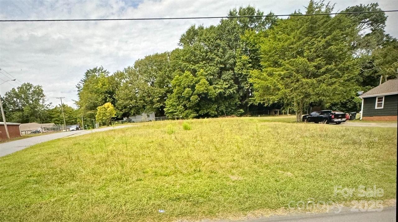 000 N May St., Gastonia, NC 28052