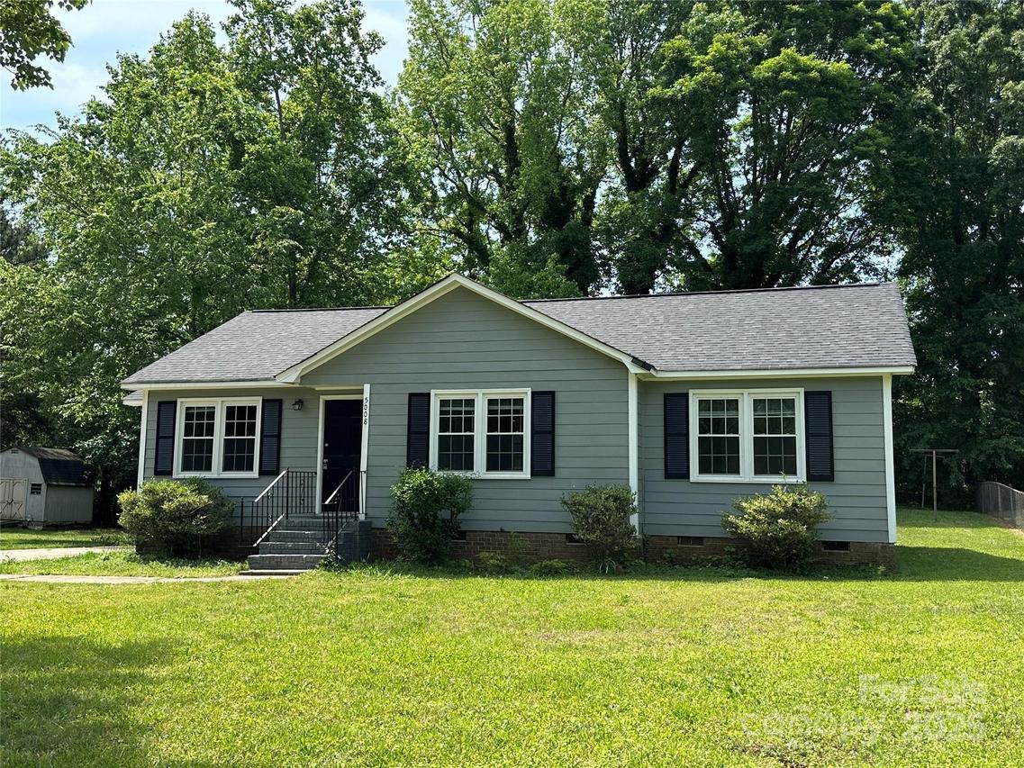 5008 Delivau Dr., Charlotte, NC 28215
