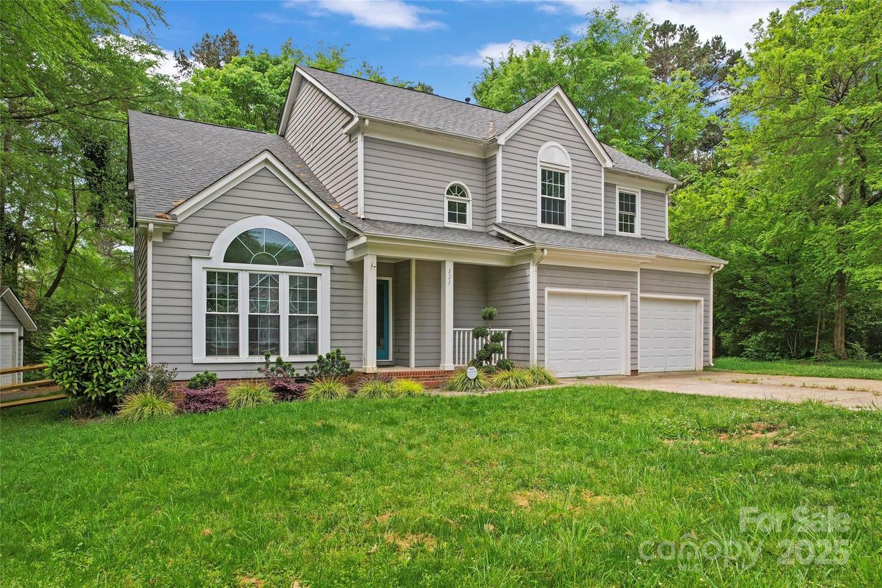 121 Northampton Dr., Mooresville, NC 28117