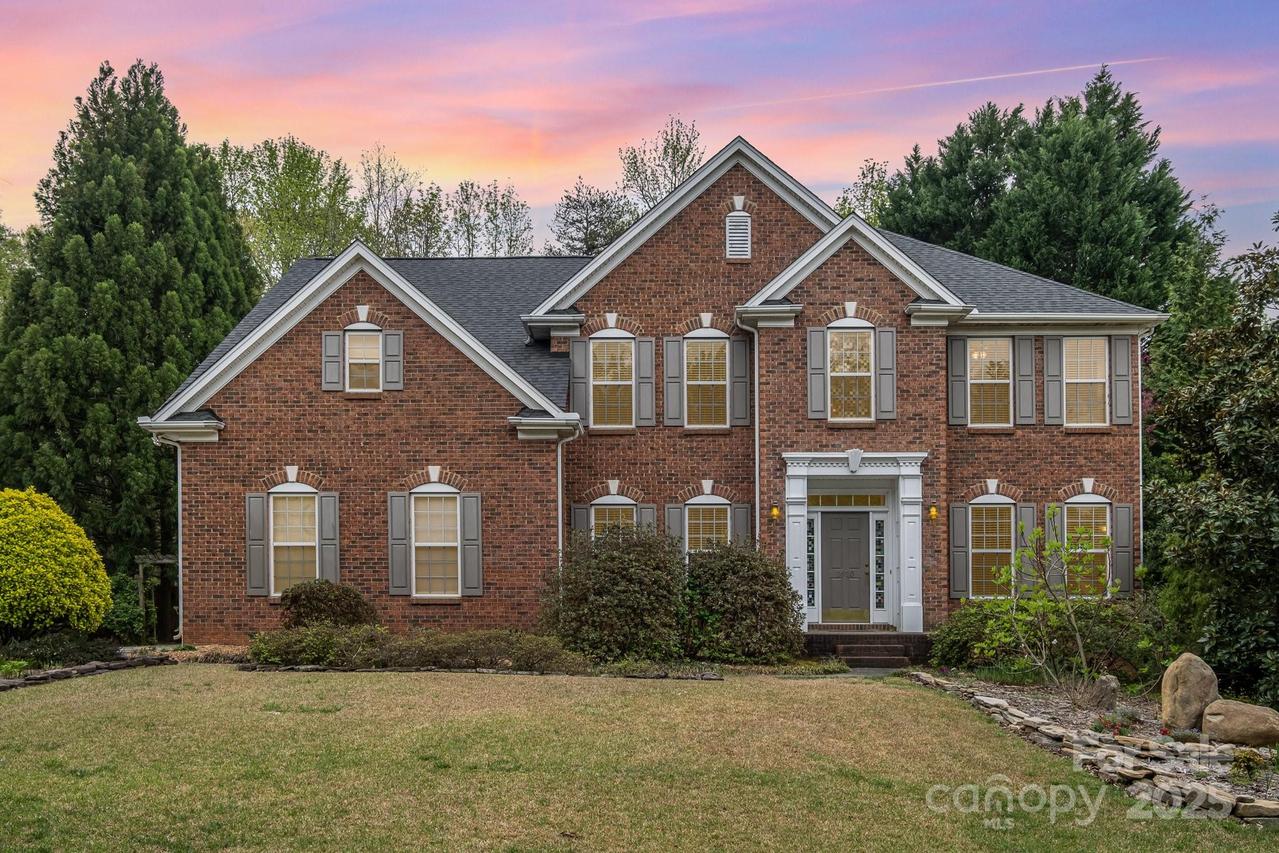 2620 Shady Reach Ln., Charlotte, NC 28214