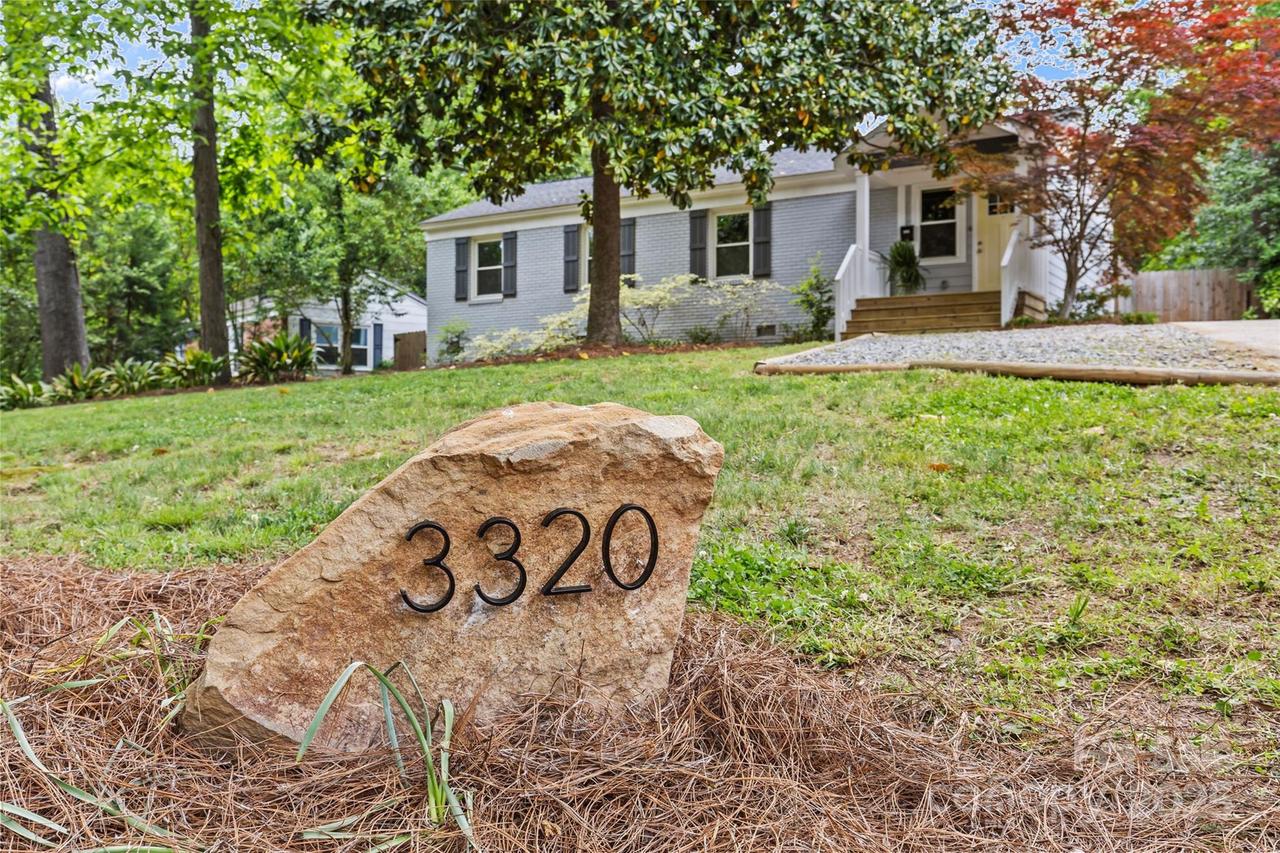 3320 Eastwood Dr., Charlotte, NC 28205
