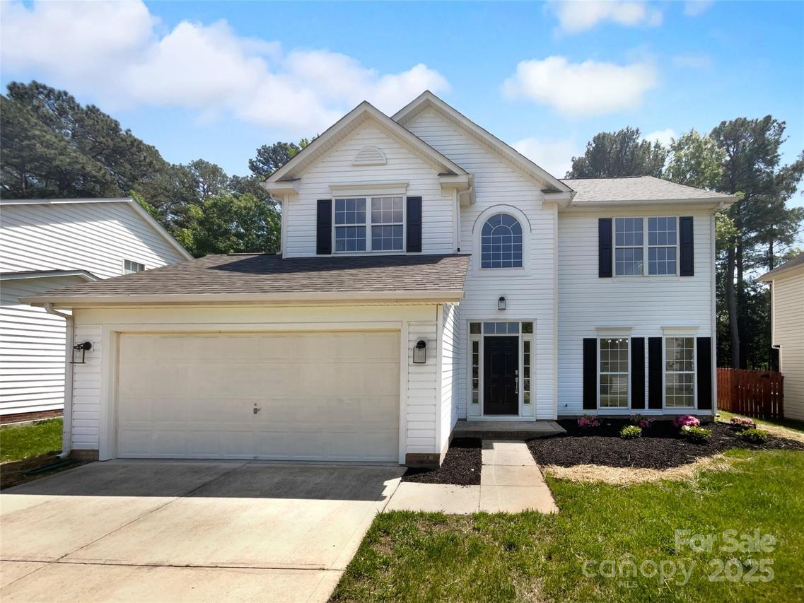 9830 Sandman Ln., Charlotte, NC 28216