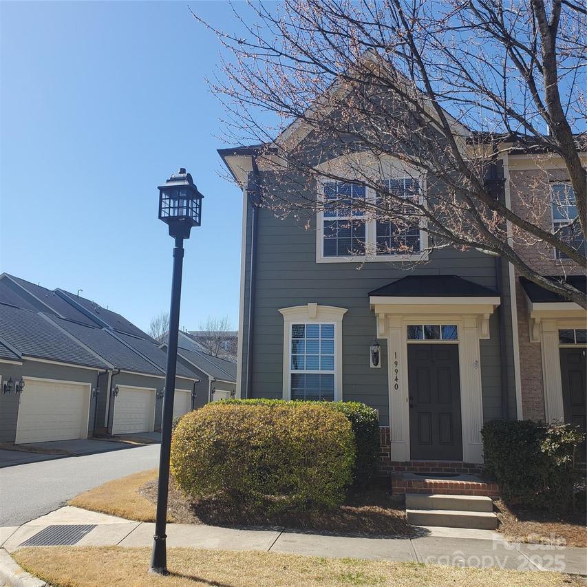 19940 Lamp Lighters Way, Cornelius, NC 28031