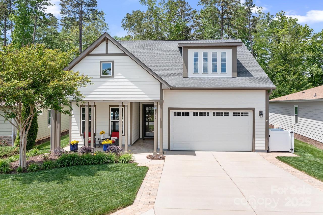 4902 Looking Glass Tr., Denver, NC 28037