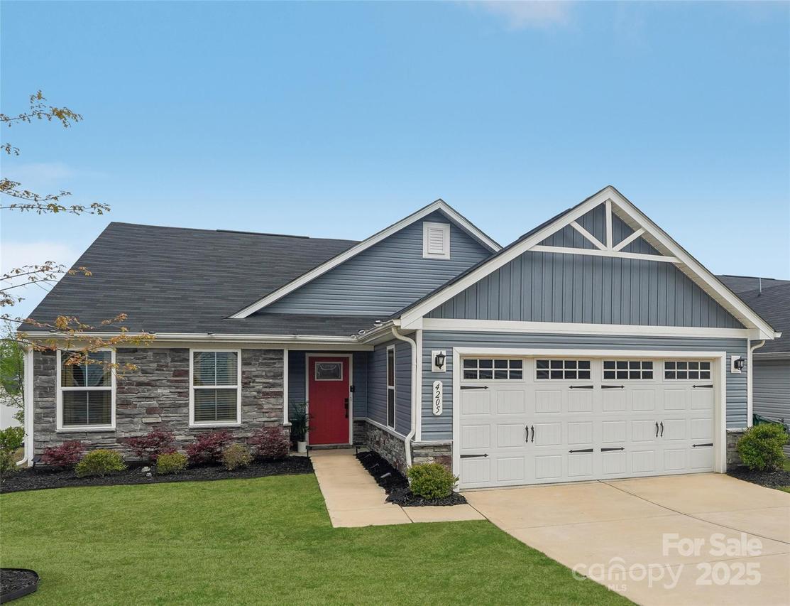 4205 Jones Creek Ln., Charlotte, NC 28215