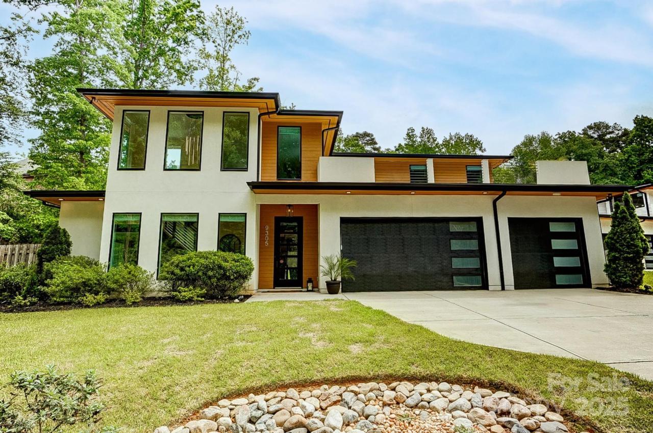 9305 Valley Rd., Charlotte, NC 28270