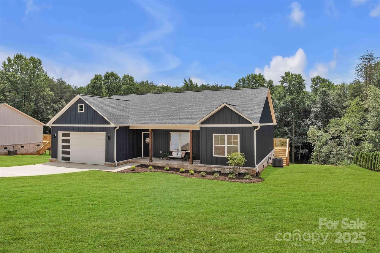 85 Cornerstone Dr., Taylorsville, NC 28681