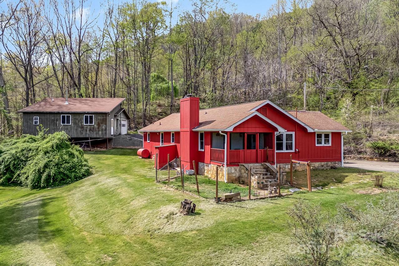 37 Timber Creek Dr., Waynesville, NC 28786