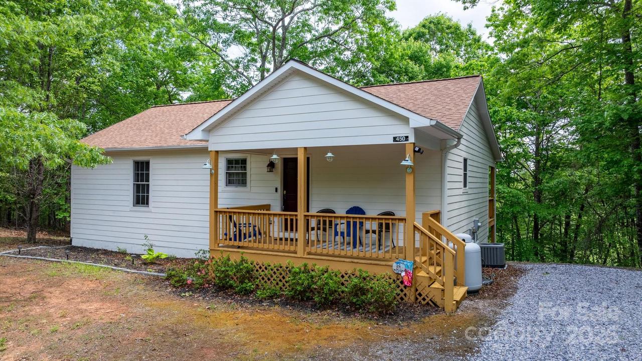 450 West Lake Rd. #85, Marion, NC 28752