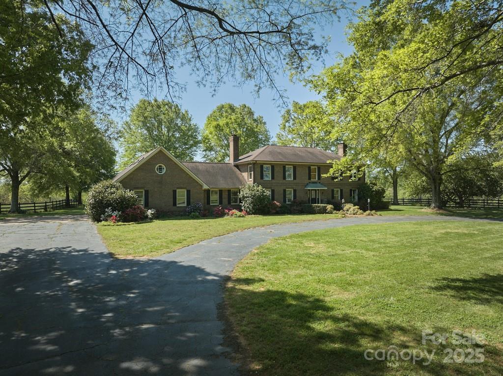 820 Phillips Rd., Columbus, NC 28722