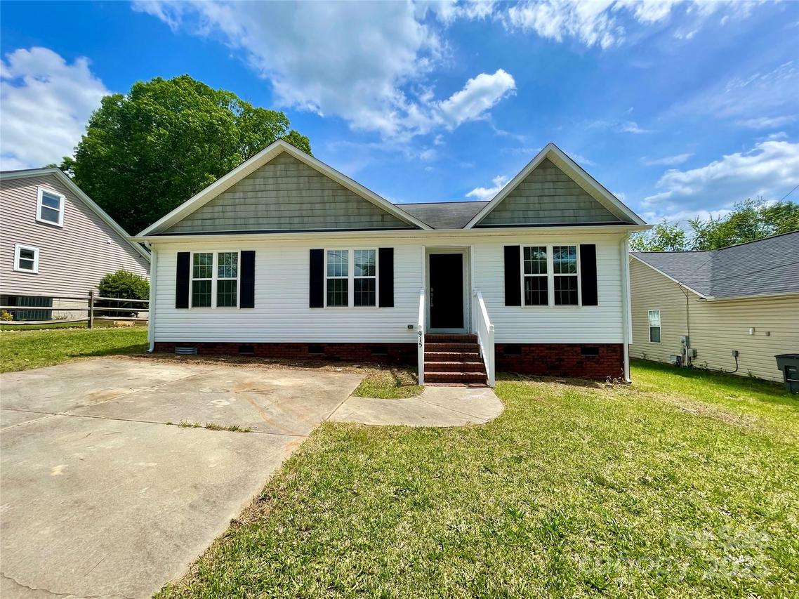 915 Klondale Ave., Kannapolis, NC 28081