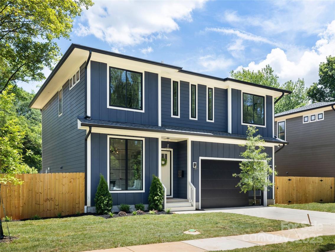 554 W Cama St., Charlotte, NC 28217