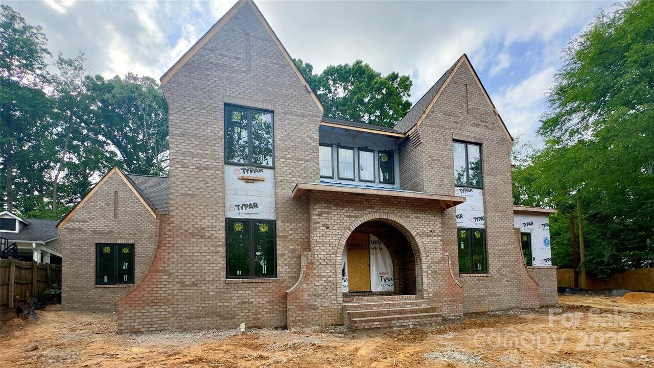 3030 Brookridge Ln., Charlotte, NC 28211