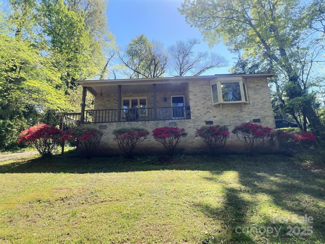 352 Edgemont Dr., Kings Mountain, NC 28086
