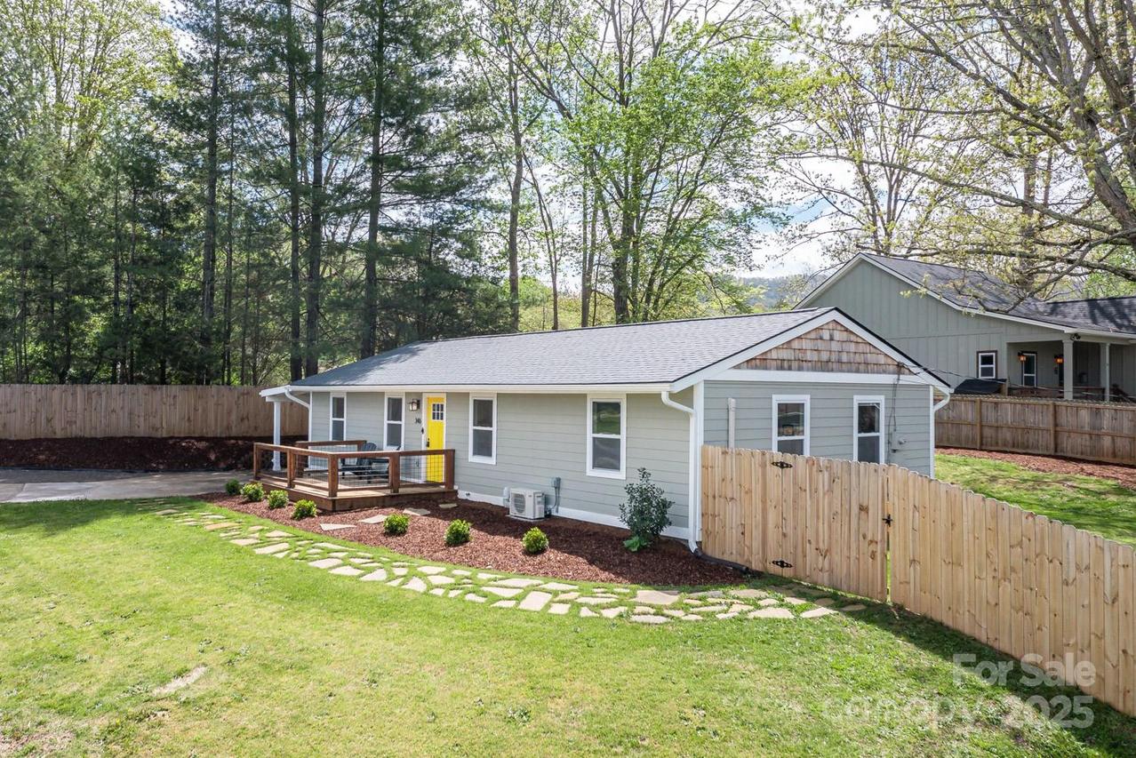 346 Oakview Park Rd. #43, Asheville, NC 28803