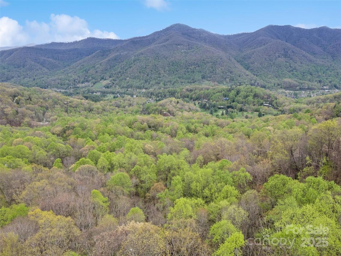 Laurel Ridge Dr., Maggie Valley, NC 28786
