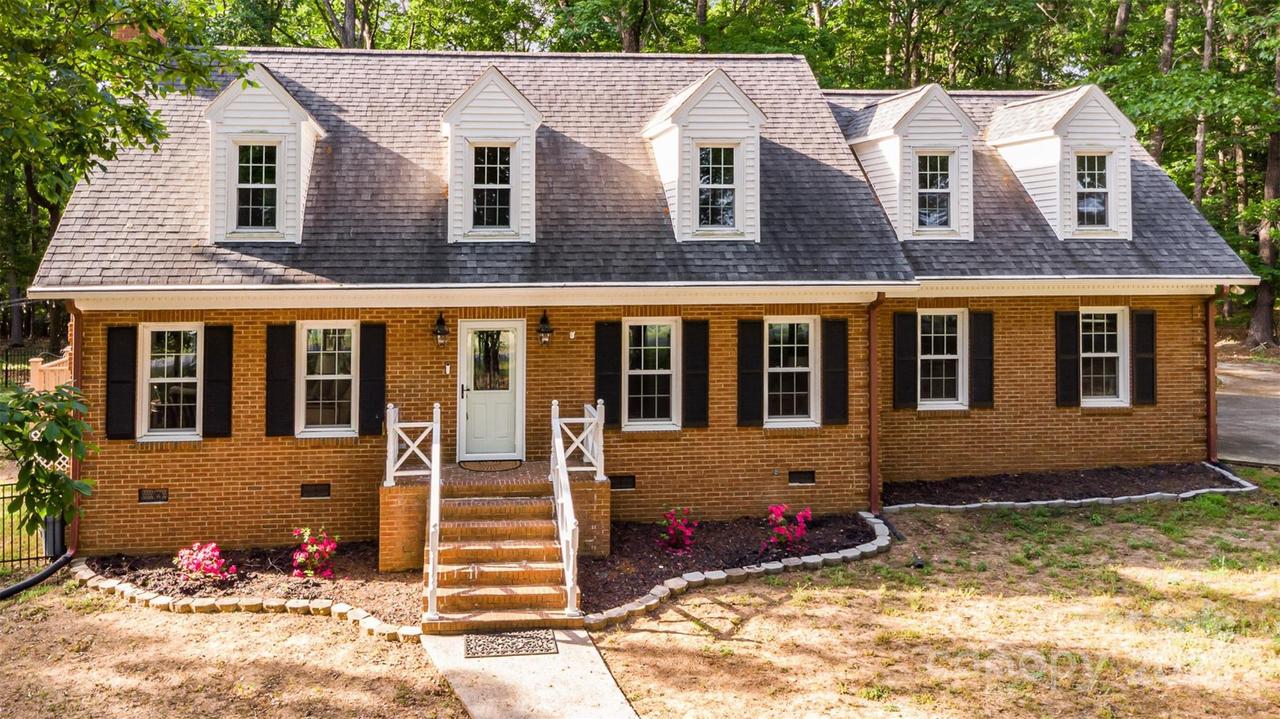 328 Earl Griffin Rd., Monroe, NC 28112