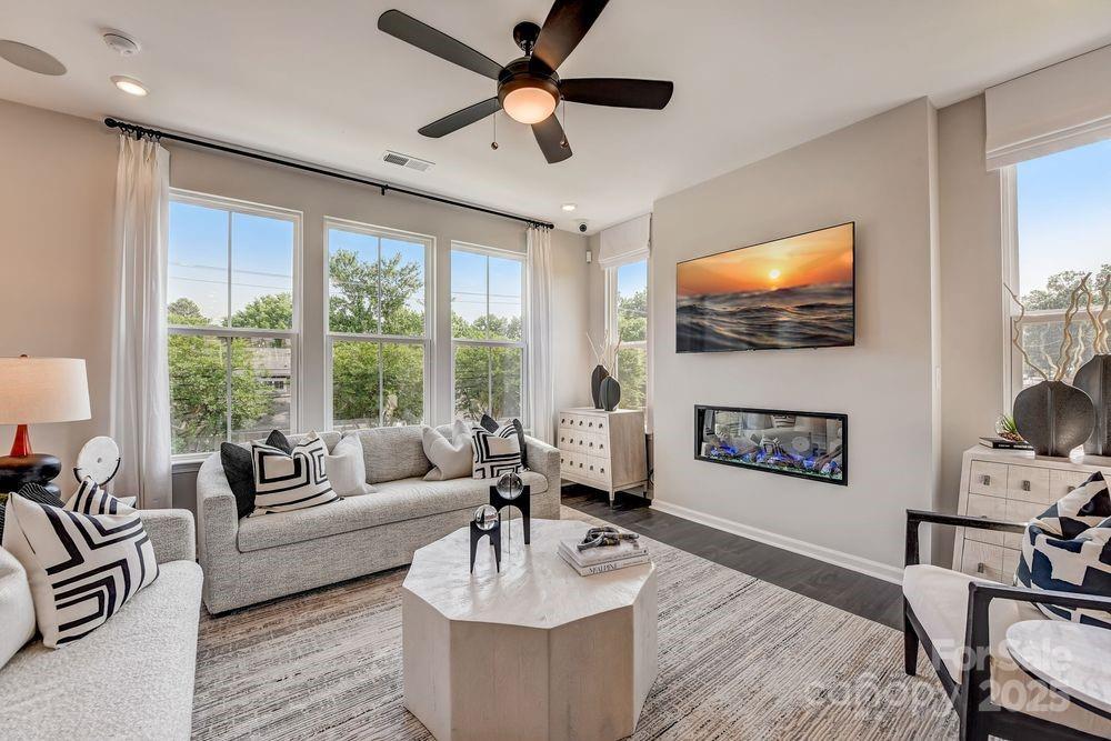 733 Hoke Ln., Davidson, NC 28036