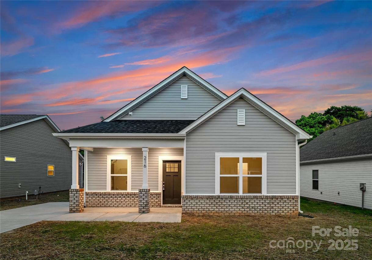 1619 Martin Ave., Gastonia, NC 28052