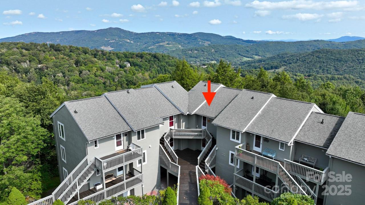 367 Skyleaf Dr. #D15, Banner Elk, NC 28604