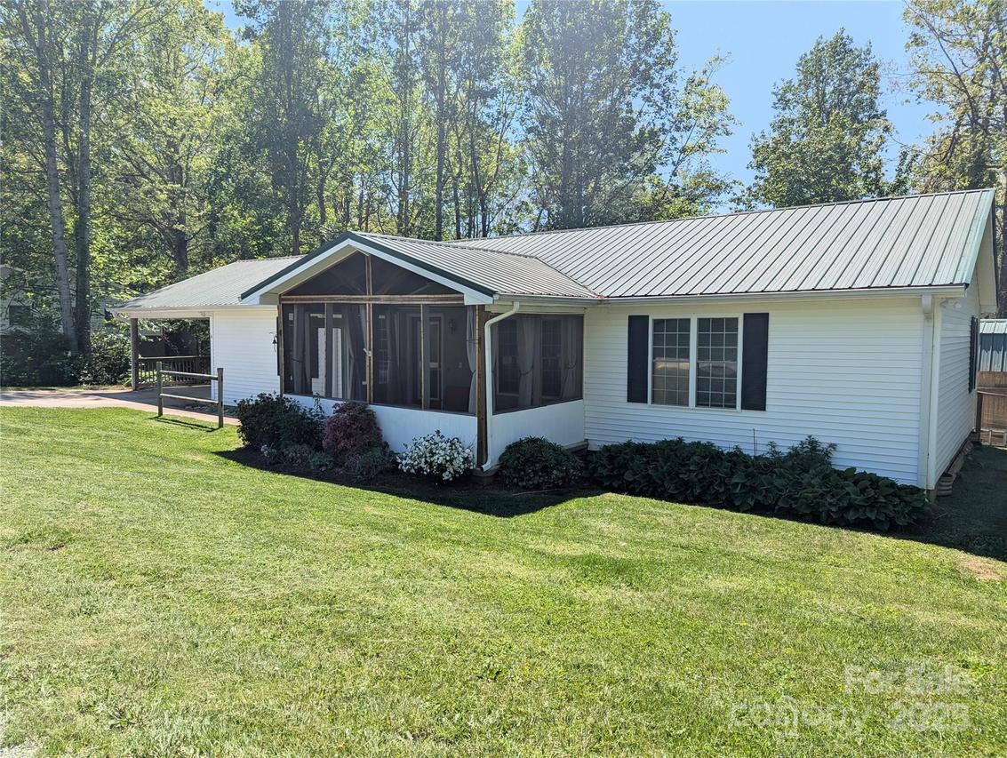 10 Sugarloaf Ln. #08, Hendersonville, NC 28792