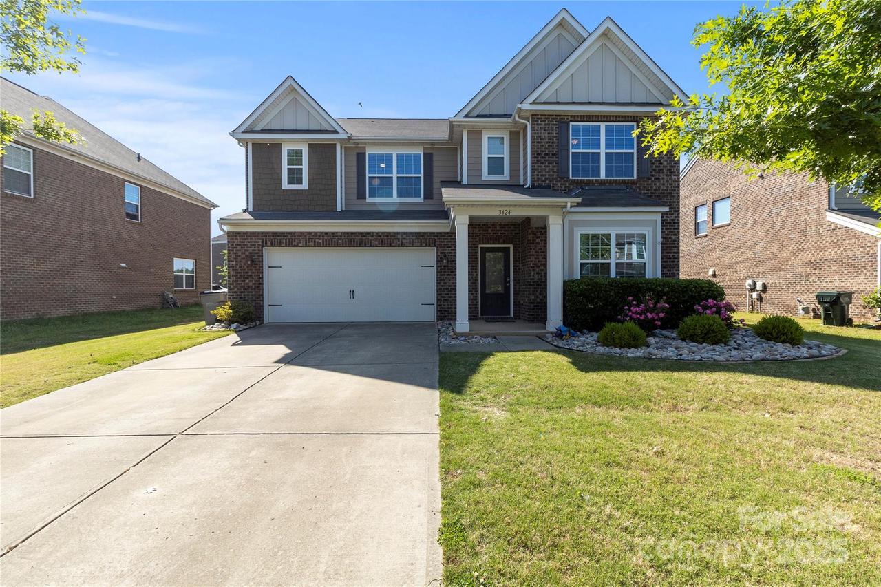 3424 Windstone Ln., Gastonia, NC 28056