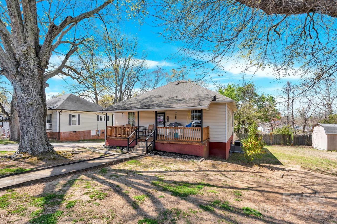 803 N Walnut St., Kannapolis, NC 28081