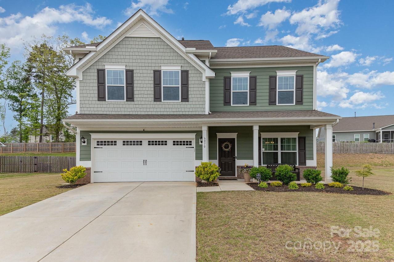 6070 Trinity Crossing Cir., Kannapolis, NC 28081