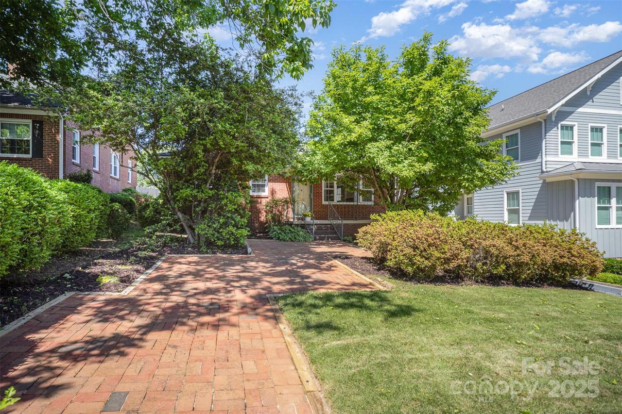 2125 Chatham Ave., Charlotte, NC 28205