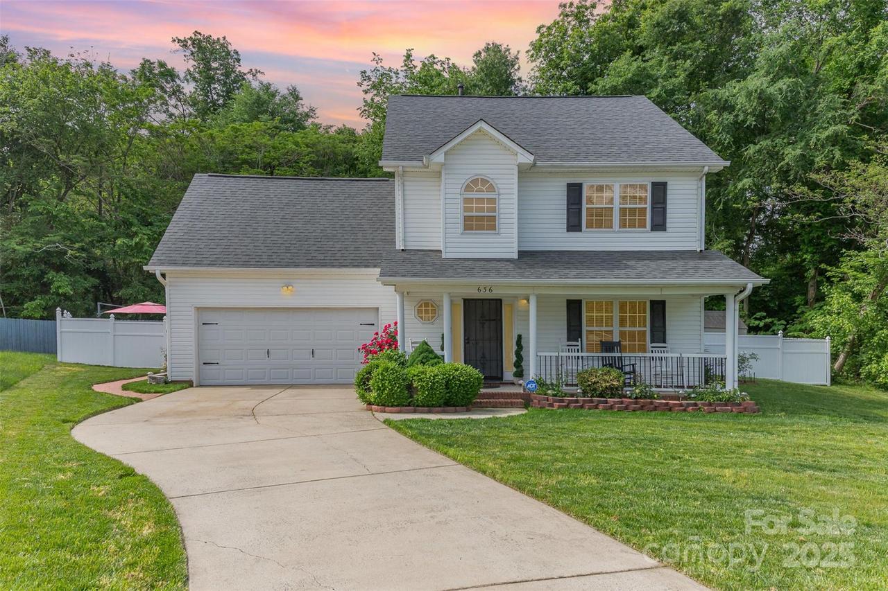636 Sadler Glen Dr., Charlotte, NC 28214