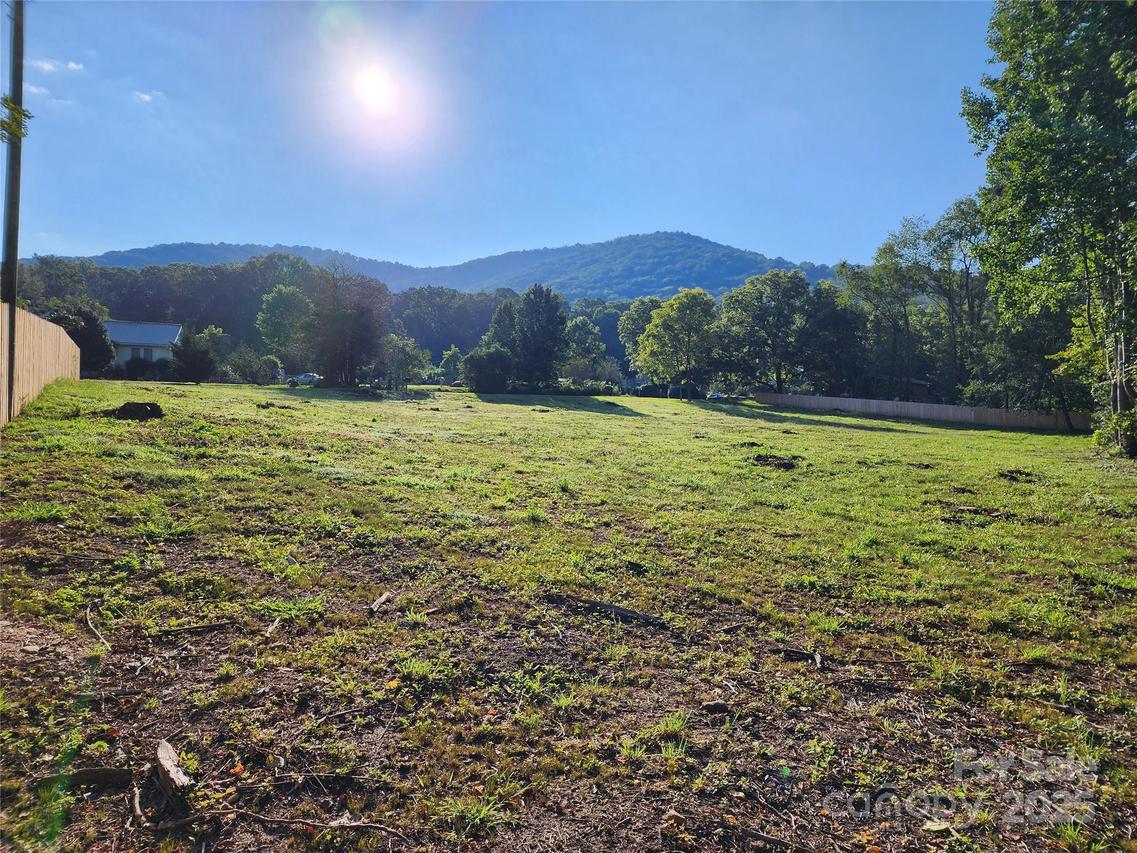 237 Edgewood Rd. #2, Asheville, NC 28803