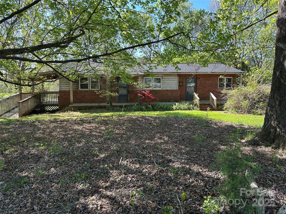 3063 Liledoun Rd., Taylorsville, NC 28681