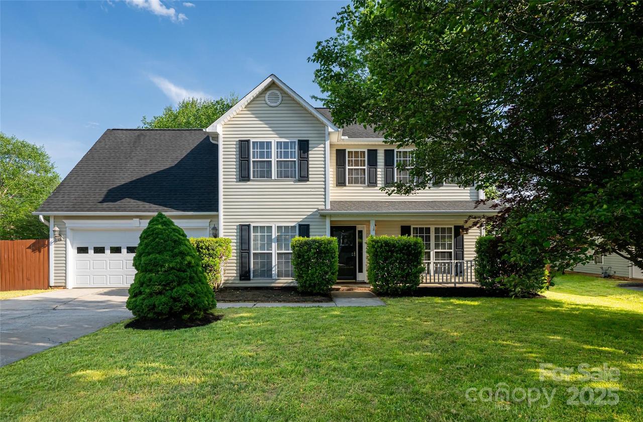 153 Rolling Meadow Rd., Fletcher, NC 28732