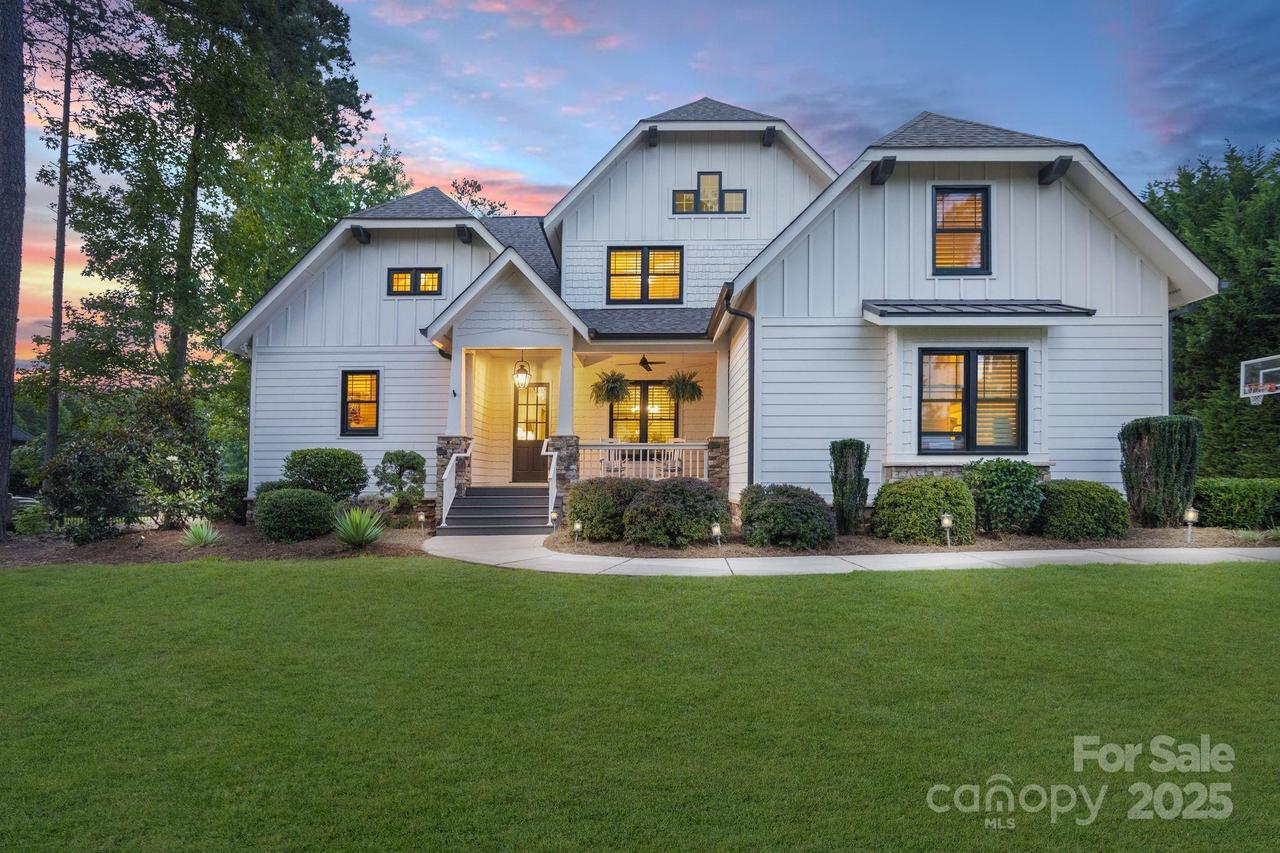 140 Tuskarora Point Ln., Mooresville, NC 28117