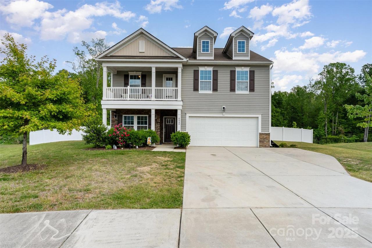 6040 Fazio Ct., Harrisburg, NC 28075