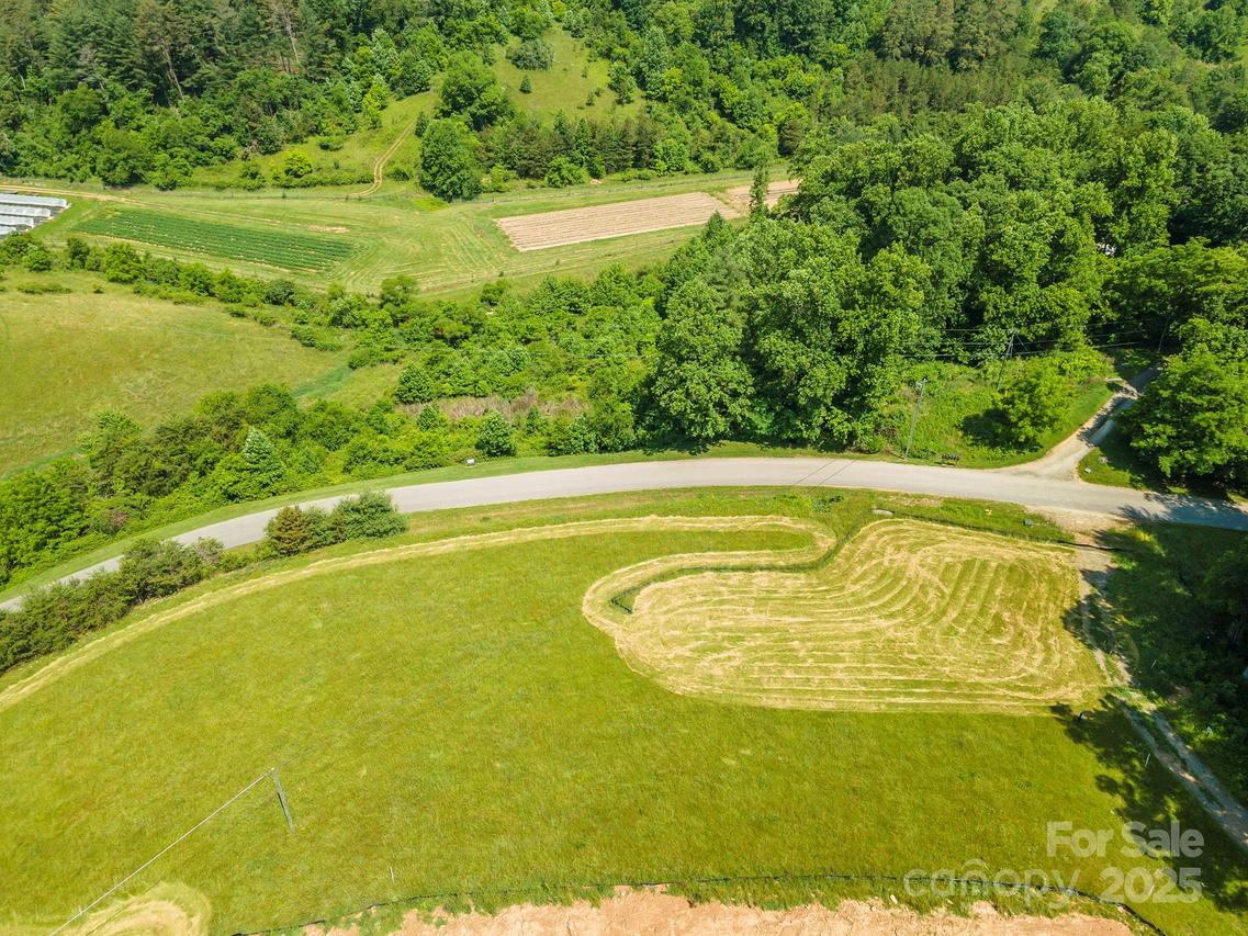 15 French Broad River Way #90, Asheville, NC 28804
