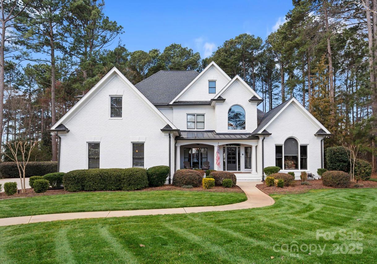 107 Waterhouse Ct., Mooresville, NC 28117