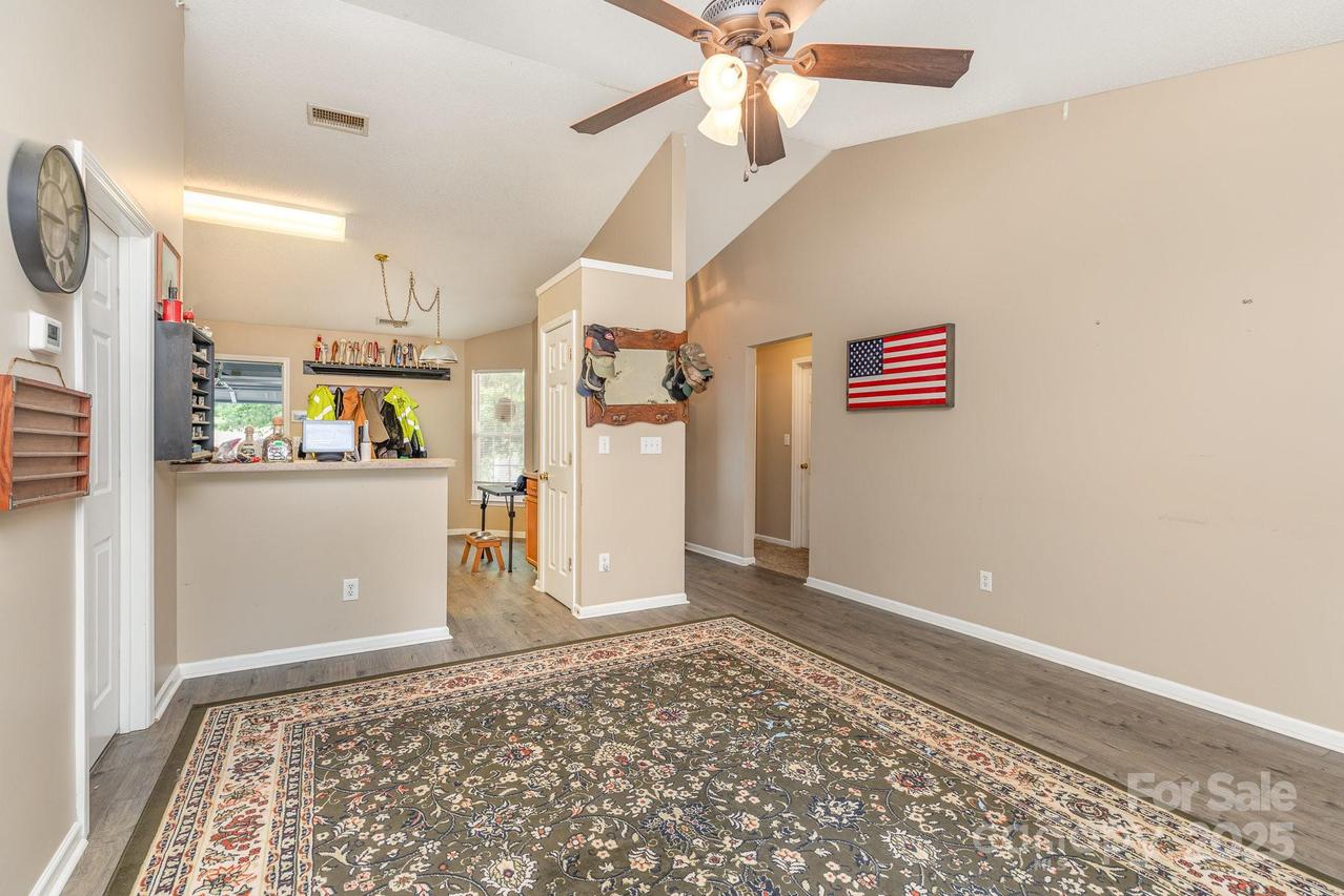 228 Grayland Rd., Mooresville, NC 28115