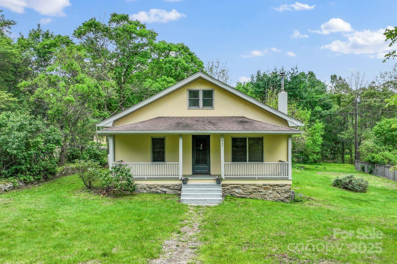443 Ox Creek Rd., Weaverville, NC 28787