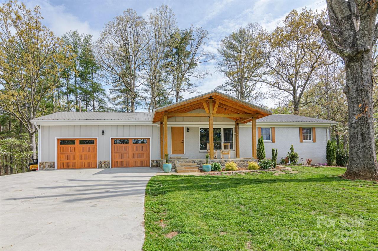 609 Old Mars Hill Hwy., Weaverville, NC 28787