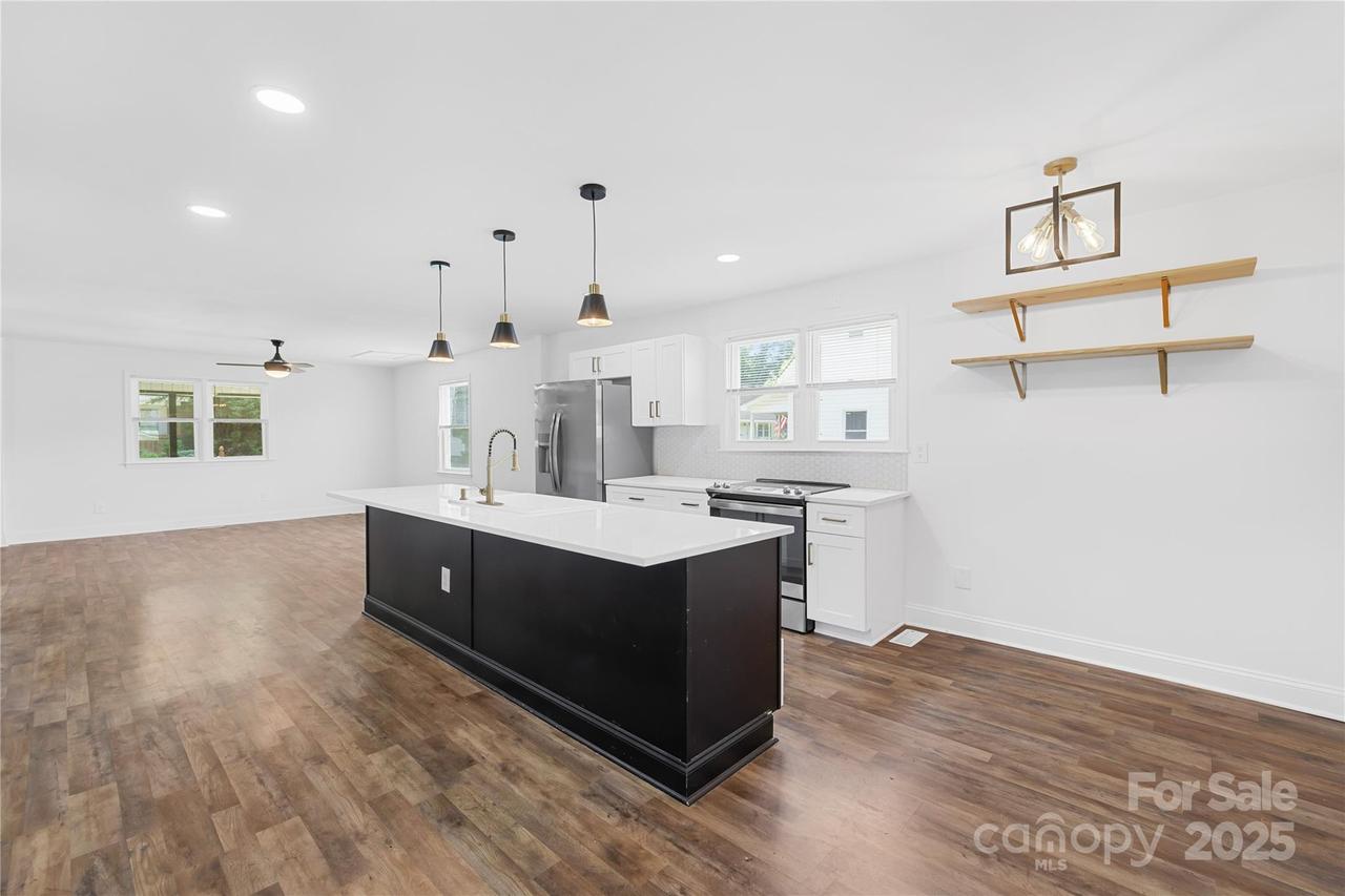 139 5th St., Huntersville, NC 28078