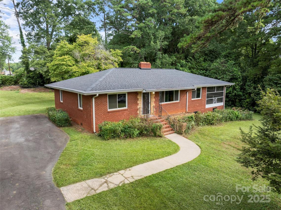 5209 Markay St., Matthews, NC 28105