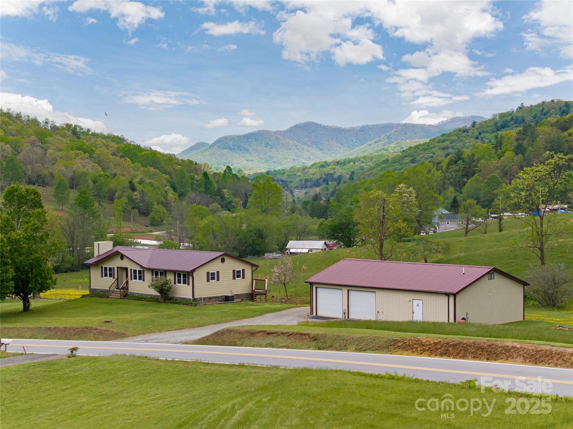 281 Curtis Creek Rd., Candler, NC 28715