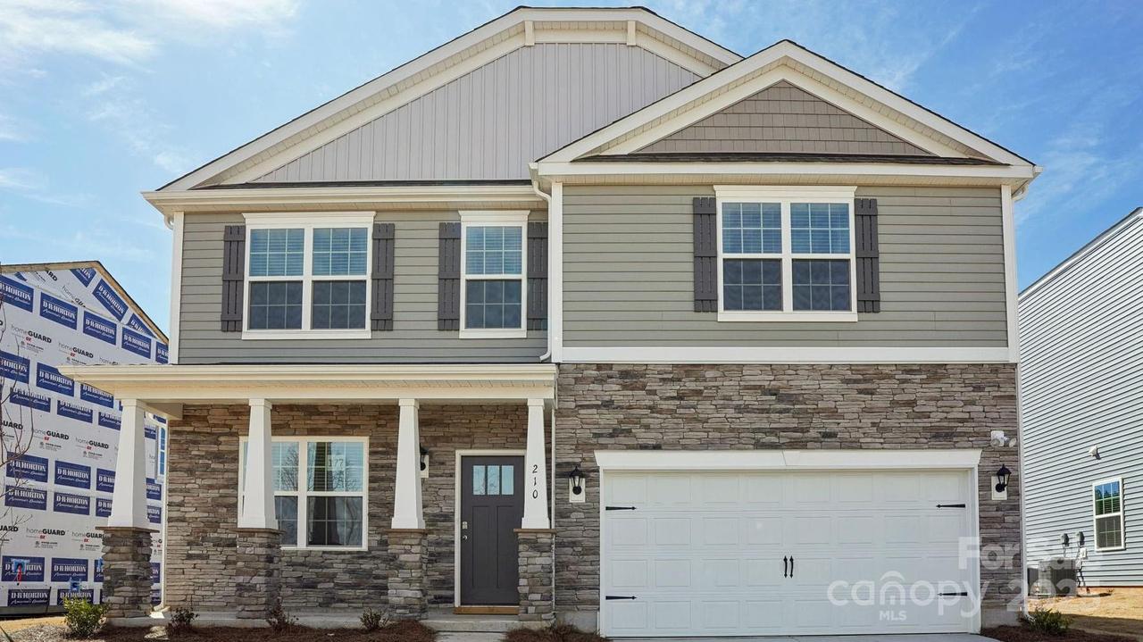 140 Meadow View Dr., Statesville, NC 28677