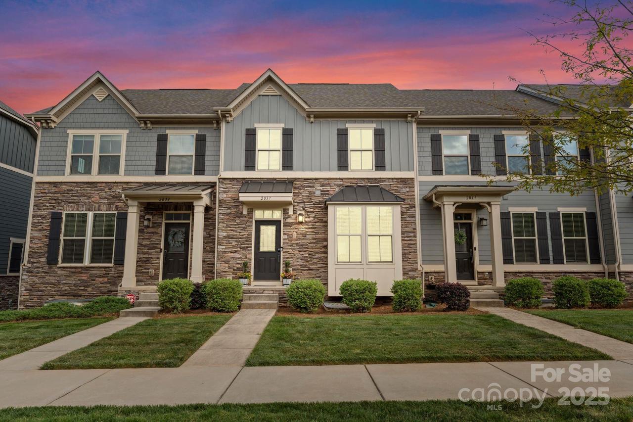 2037 Birchside Dr., Charlotte, NC 28205