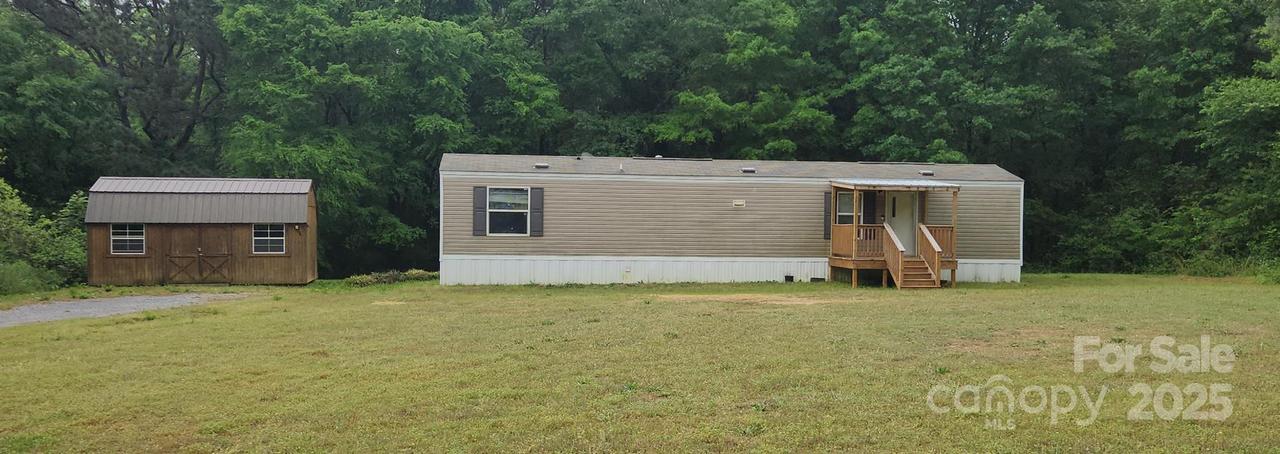 544 Bentley Rd., Shelby, NC 28152