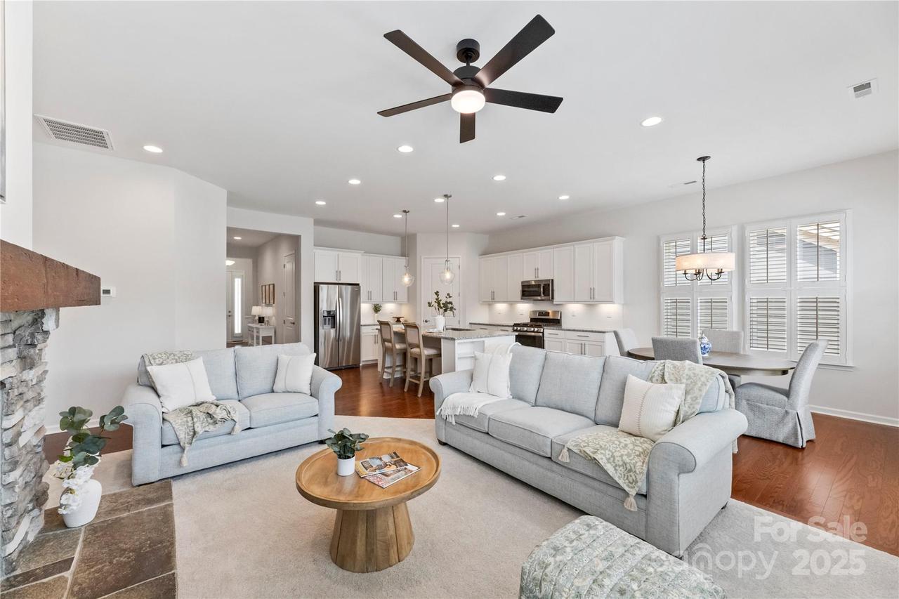 329 Brambling Ct., Wesley Chapel, NC 28110