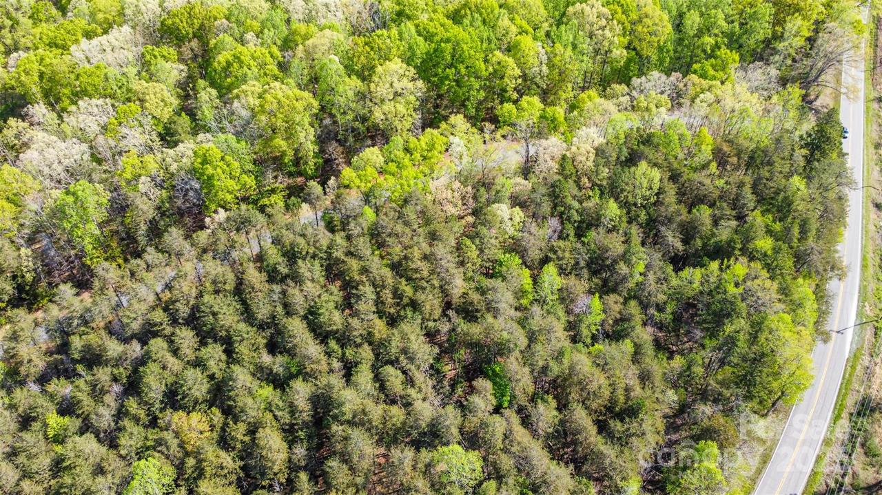 123 Pier Dr., Statesville, NC 28677